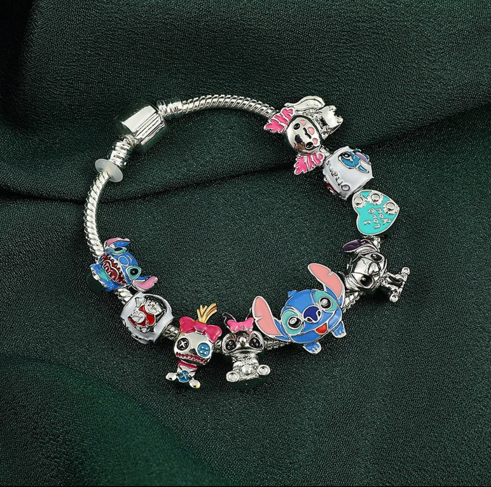 BRACELET STITCH (9 pendentifs)